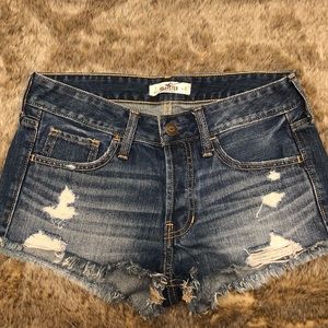 Hollister, Ripped Blue Jean Short. Size 1!